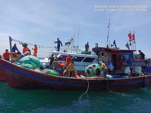 Basarnas Selesai Evakuasi Penumpang Kapal Karam Bawa PMI Ilegal di Sumut