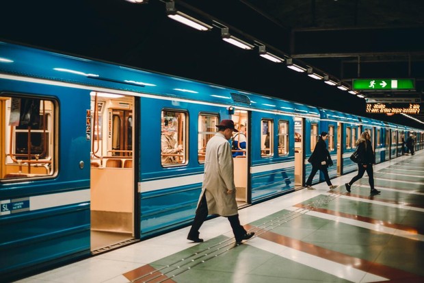 Ukraina memiliki stasiun metro terdalam di dunia/Foto: pexels.com/Elena Saharova Fakta Menarik Tentang Ukraina yang Wajib Kamu Tahu