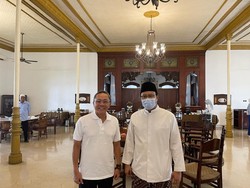 Zulhas Bertemu Gus Ipul Saat Safari Politik di Tapal Kuda, Bahas Apa?