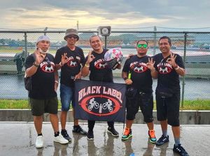 Penonton MotoGP Asal Banyuwangi Beruntung Dapat Helm Aleix Espargaro