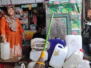 Ada HET Baru, Minyak Goreng Curah di Rembang Langka Sejak Sepekan