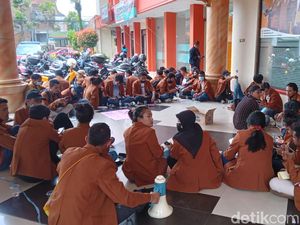 COVID-19 Belum Usai, Mahasiswa Unikama Lakukan Aksi Damai