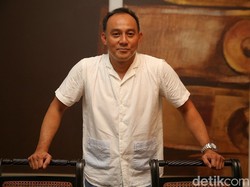 Mengurai Pikiran Dipo Latief Mengurai Pikiran Dipo Latief