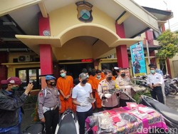 Komplotan Begal Surabaya Diringkus, Polisi: Mereka Pengangguran dan Pengamen