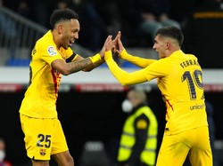 Tepuk Tangan Mueller Lihat Barcelona Gilas Real Madrid