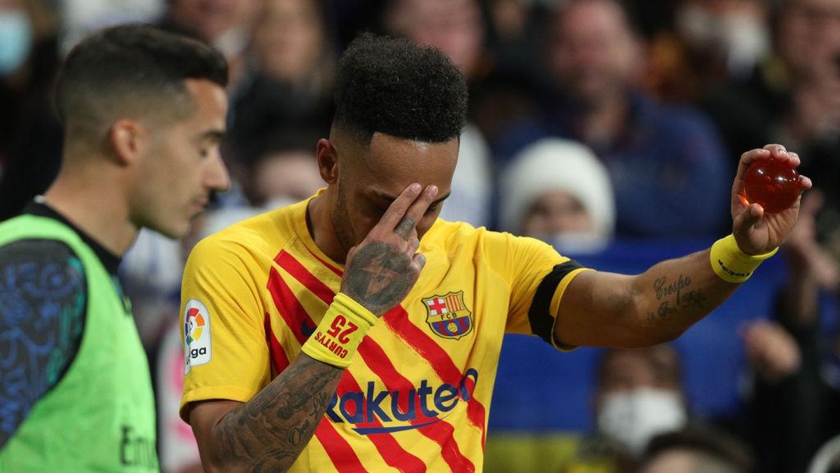 Selebrasi Aubameyang usai menjebol gawang Madrid. Foto: 2022 Getty Images/Gonzalo Arroyo Moreno