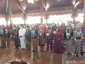 Sah! Kakek 72 Tahun Ikut Nikah Massal di Jepara