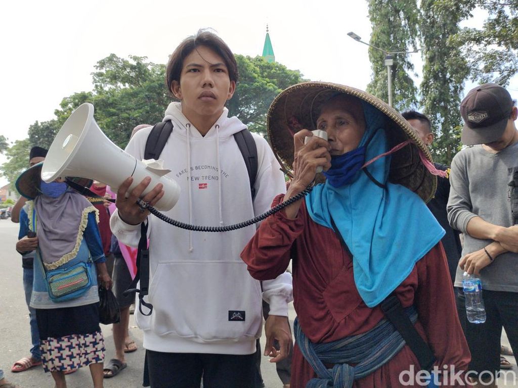 PKL di Pasar Rangkasbitung Minta Relokasi Ditangguhkan Sampai Setelah Lebaran