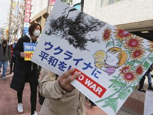 Invasi Rusia dan Langkah Otoritas Moneter