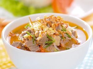 Resep Soto Tauco Tegal yang Berkuah Bening Gurih Menyegarkan