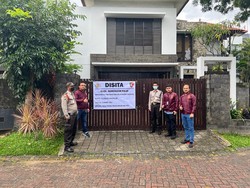 Bareskrim Sita Rumah Rp 15 Miliar Tersangka Robot Trading Viral Blast