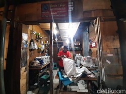 Sebagian Pedagang TPS Pasar Turi Pindah Barangnya ke Rumah, Ada Apa?