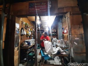 Sebagian Pedagang TPS Pasar Turi Pindah Barangnya ke Rumah, Ada Apa? Sebagian Pedagang TPS Pasar Turi Pindah Barangnya ke Rumah, Ada Apa?