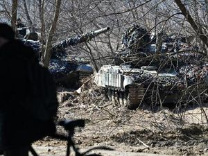 Seorang Jurnalis Rusia Tewas dalam Serangan di Kiev Ukraina Seorang Jurnalis Rusia Tewas dalam Serangan di Kiev Ukraina