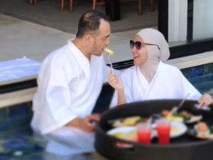 Diwarnai KDRT, Bagaimana Nasib Rumah Tangga Ferry Irawan dan Venna Melinda? Diwarnai KDRT, Bagaimana Nasib Rumah Tangga Ferry Irawan dan Venna Melinda?