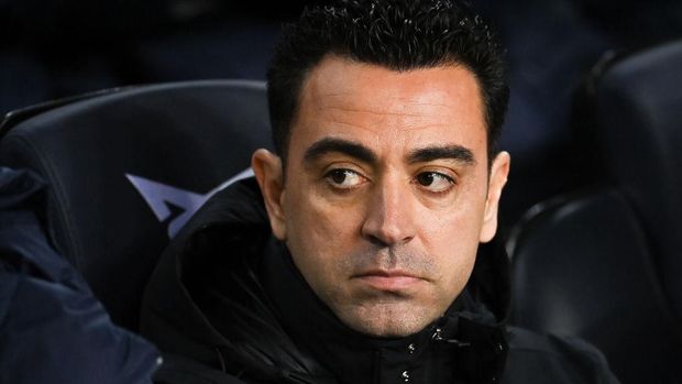 BARCELONA, SPAIN - MARCH 13:  Head coach Xavi Hernandez of FC Barcelona looks on prior to the LaLiga Santander match between FC Barcelona and CA Osasuna at Camp Nou on March 13, 2022 in Barcelona, Spain. (Photo by David Ramos/Getty Images)