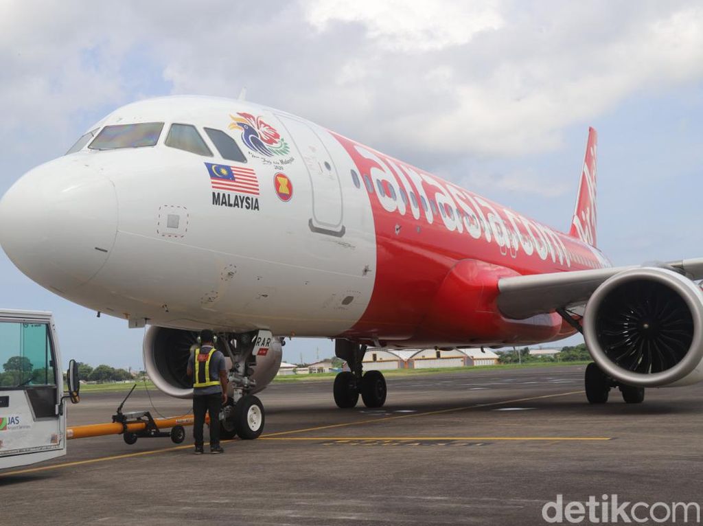 Maskapai AirAsia Berhad Terbang Perdana ke Bali dari Kuala Lumpur