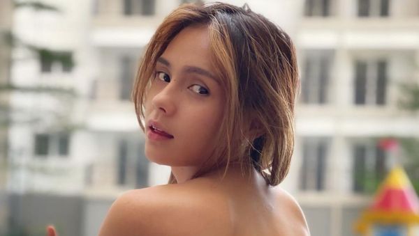 Angie Ang yang Terima Hadiah Khusus dari Marc Marquez