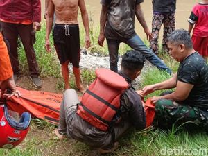 Bocah 8 Tahun Hanyut di Sungai Kupang Batang Ditemukan Tewas