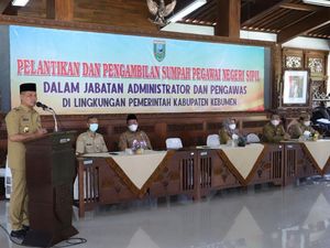 Bupati Kebumen Lantik Camat Baru Gantikan yang Tak Aktif Tangani Bencana