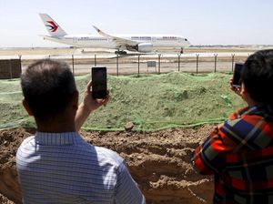 Pesawat China Jatuh, Boeing 737-800 Tetap Beroperasi di Indonesia?