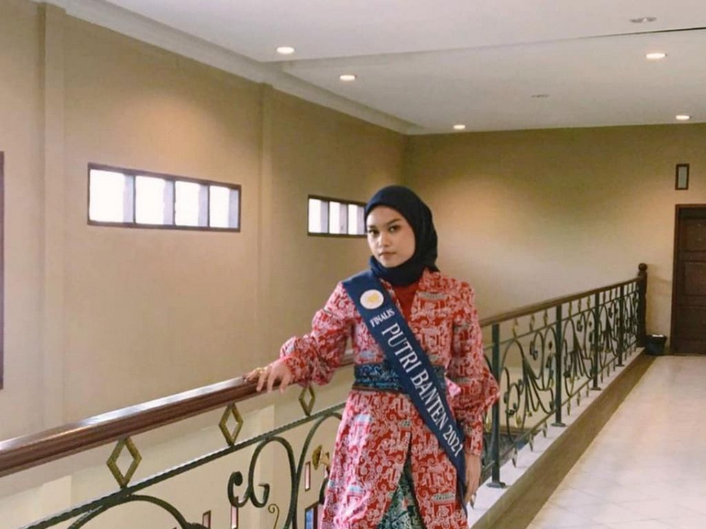 7 Foto Viral Dulu Diselingkuhi, Kini Tampil Glow Up Jadi Putri Banten 2021