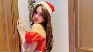 Kar Katherine yang Disangka Bini Muda Hotman Paris