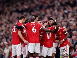Manchester United Lagi Redup, Solusinya adalah...