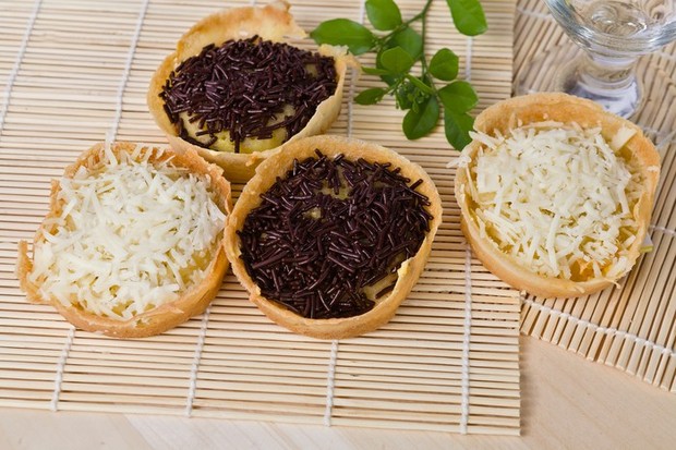 Martabak manis adalah menu takjil untuk Cancer
