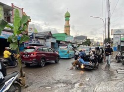Kerusakan Jalan Antang Makassar Makin Parah, Tiap Hari Pemotor Kecelakaan