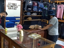 Jual Miras, Toko Baju-Mainan Anak di Sukabumi Digerebek Polisi