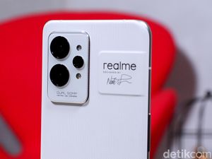 THR Cair! Ini Promo Diskon Beli HP dan AIoT Realme