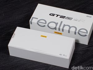 Unboxing Realme GT 2 Pro, Spek Gahar Harga Rp 10 Juta Unboxing Realme GT 2 Pro, Spek Gahar Harga Rp 10 Juta