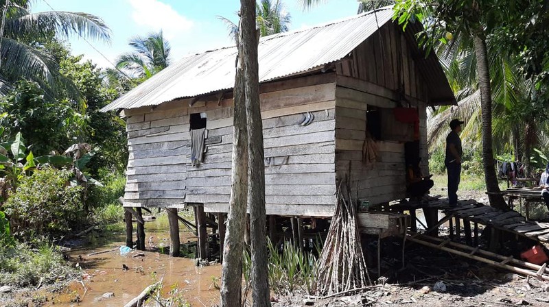 10 Orang Berdesakan di Gubuk, Keluarga Petani Ini Butuh Uluran Tangan