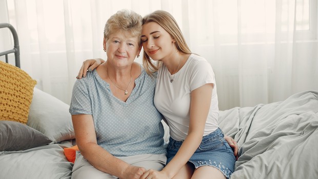 Tanyakan apa mereka butuh sesuatu/Foto: Freepik.com/prostooleh Tanyakan apa mereka butuh sesuatu