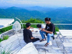 Tumpeng Menoreh, 3 Spot foto Healing Dengan Panorama indah