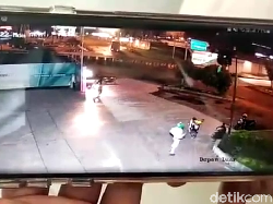 Aksi Begal di Bogor, Tendang Korban Hingga Jatuh-Rampas Motor & HP