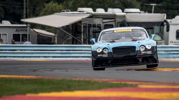 WATKINS GLEN, NY - SEPTEMBER 01: The #3 Bentley Continental GT3 of Rodrigo Baptista, of Portugal, races on the track during the Pirelli World Challenge GT race at Watkins Glen International on September 1, 2018 in Watkins Glen, New York.   Brian Cleary/Getty Images/AFP (Photo by BRIAN CLEARY / GETTY IMAGES NORTH AMERICA / Getty Images via AFP)
