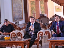 Pimpinan BKSAP DPR RI Perkenalkan Keris ke Penjuru Dunia di IPU