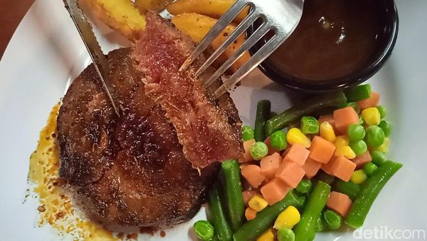 Steak Wagyu Meltique Murah Cuma Rp 60 Ribuan Ini Ada di Bogor!