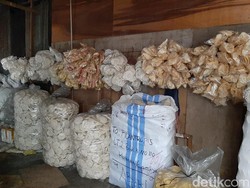 8 Fakta Kasus Penggelapan Kerupuk Bikin Rugi hingga Miliaran