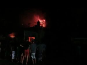 3 Ruko di Lebak Terbakar, Pemilik Loncat Selamatkan Diri dari Lantai 2