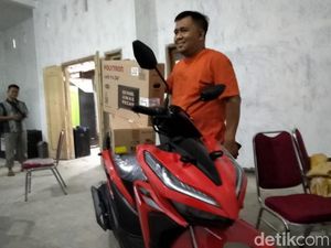 Nyoblos di Pilkades Pasuruan Bisa Bawa Pulang Motor hingga Kambing Nyoblos di Pilkades Pasuruan Bisa Bawa Pulang Motor hingga Kambing