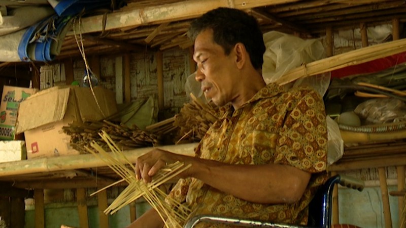 Berkat Sahabat Baik, Kursi Roda dan Rumah Pak Bejo Diperbarui