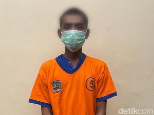 Saat Pengamen di Surabaya Beringas Coba Perkosa SPG Usai Ngelem Saat Pengamen di Surabaya Beringas Coba Perkosa SPG Usai Ngelem