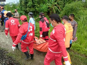 Pemotor Tewas Tertabrak KA di Perlintasan Tanpa Palang Godean Pemotor Tewas Tertabrak KA di Perlintasan Tanpa Palang Godean