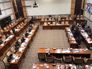 Legislator Usul Jaksa Standarkan Tuntutan Mati bagi Koruptor Rp 100 M Legislator Usul Jaksa Standarkan Tuntutan Mati bagi Koruptor Rp 100 M