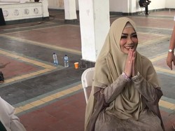 Reza Artamevia Ungkap Keinginannya untuk Berhijab