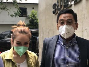 Akhir Perseteruan Ayu Ting Ting Vs KD Akhir Perseteruan Ayu Ting Ting Vs KD