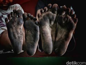 Bukti Nyata Bahaya Polusi Batu Bara di Rusun Marunda, Jakarta Bukti Nyata Bahaya Polusi Batu Bara di Rusun Marunda, Jakarta